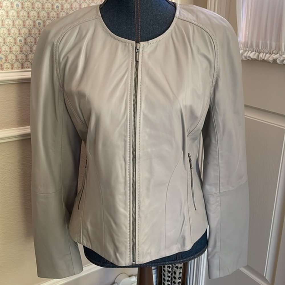 NWT Chelsea28 Women's 100% Leather Cropped Jacket